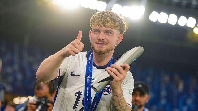 ‘리버풀 기둥’ 되리라 기대받았던 유망주→“올 시즌 최악의 영입...빌라, 임대 조기 종료 원해”