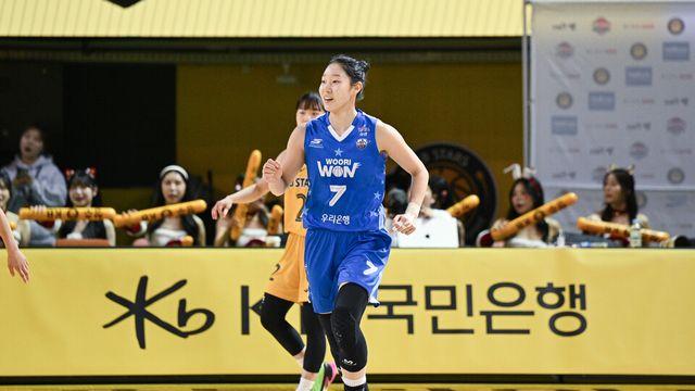 이민지 3점 9방 폭발… 우리은행, KB에 짜릿한 승리