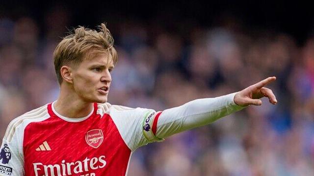 ‘주장의 환상적인 득점’ 아스널 외데고르 “계속 이겨야 한다”