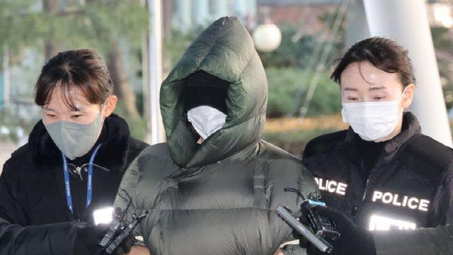 구속 때 꽁꽁 싸맨 황하나, 패딩도 화제…무려 “400만원”