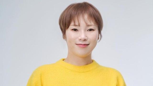 [왓IS] ‘주사이모’ 논란에, 5만명 줄어…입짧은햇님, 구독자 이탈 계속
