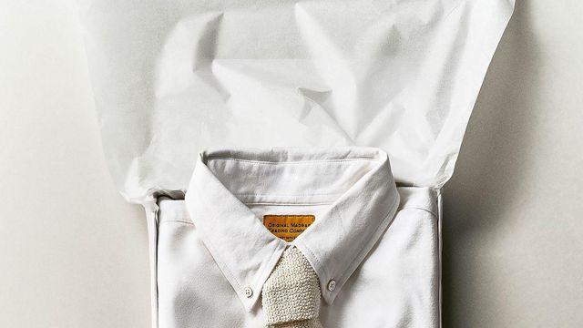 구찌, 셀린느, 로에베의 고요하고 단정한 화이트 아이템