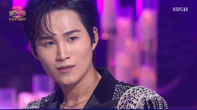 김희재, ‘트로트 왕자’ 존재감 폭발…박서진·손태진·안성훈과 ‘열린음악회’  송년 무대 장악