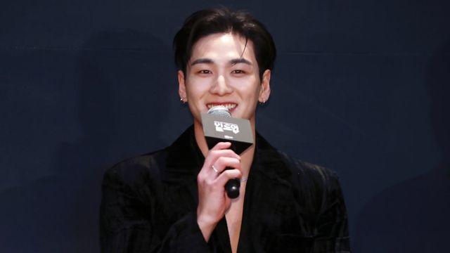 백호, 오늘(29일) 육군 현역 입대 “당일까지 스케줄 행복”