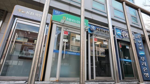 주담대 금리 8개월 만에 4%대…1년래 최대폭 상승