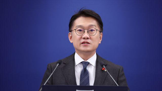 청와대, 권익위 ‘불참 통보’ 논란에 “참석 범위는 안건별”