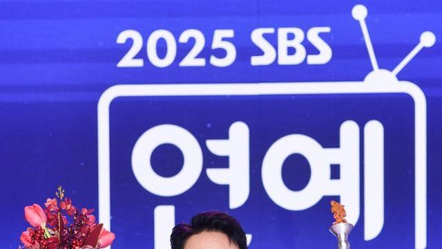 올해 SBS 연예대상은 이상민…