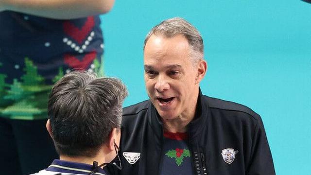 남자배구 우리카드, 파에스 감독과 결별…박철우 감독대행 체제