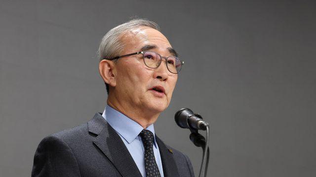 “전 고객 위약금 면제” 꺼낸 KT…4500억 보상·5년 1조 보안 투자