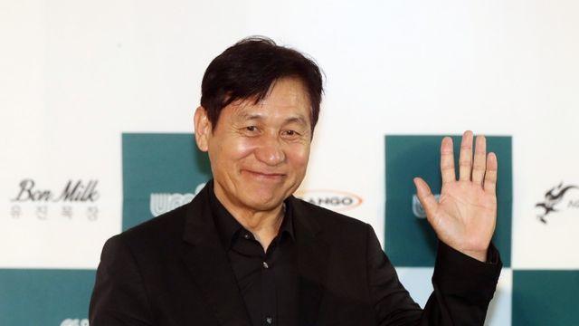 배우 안성기, 건강 악화로 응급 이송…중환자실서 치료 중