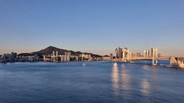 부산, 구름 많고 추운 날씨…낮 최고기온 2도