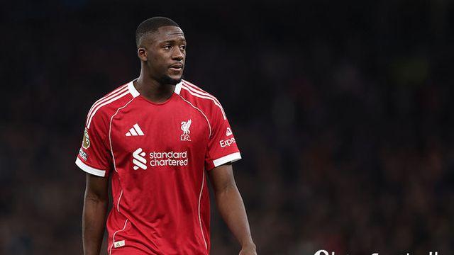 아놀드 전철 실패한 리버풀 CB, 잔류 청신호? “수비 리더 재목, 팀에 남는 게 이상적 시나리오”