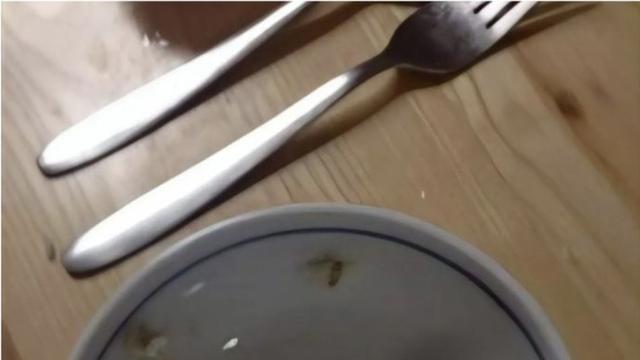 평소에 집안일 안해본 티 나는 행동들