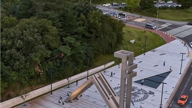 [슬기로운 독서 ⓷] 서울대 입학생들은 어떤 책을 가장 많이 읽었을까?