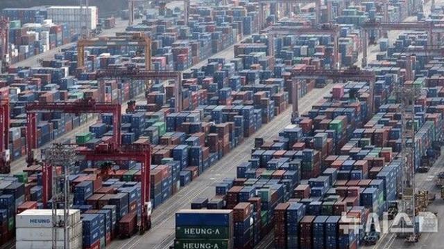 '역대 최대' 반도체·車 쌍끌이…수출 7천억弗시대 열었다(종합)