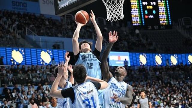 프로농구 소노, 한국가스공사에 짜릿한 역전승…안방 7연패 탈출(종합)