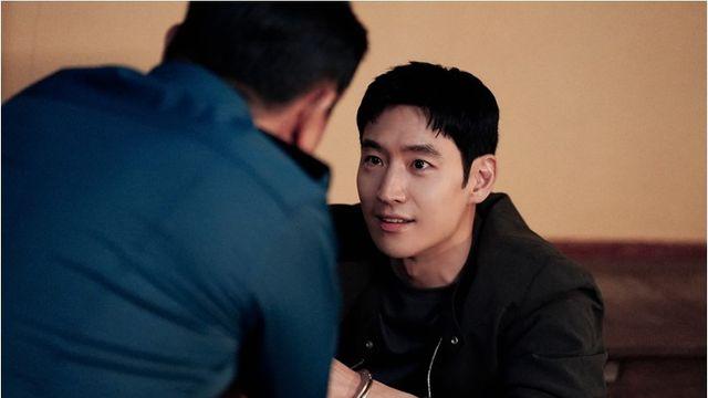 '모범택시3' 이제훈, 정체 발각됐나…수갑 신세 포착 '일촉즉발'