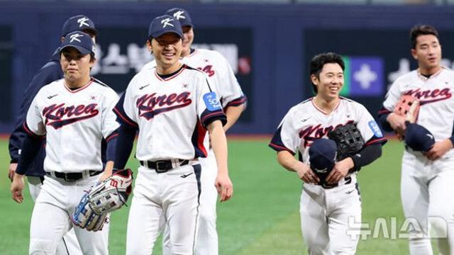 한국 야구, 세계랭킹 4위로 2025년 마무리…일본 1위·대만 2위