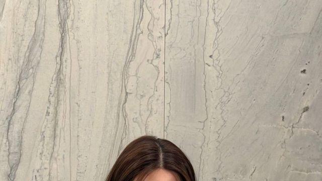 부드러운 텍스처로 완성한 데일리 엘레강스, 권은비