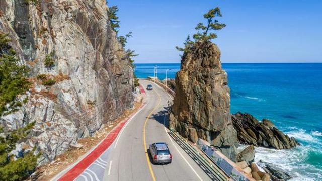 자연용출 온천도 즐긴다… 고속도로 개통으로 인기 확 몰린 '국내 여행지'