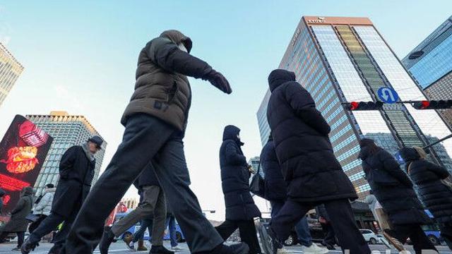 낮부터 강추위 한풀 꺾여…강원산지 강풍[내일날씨]