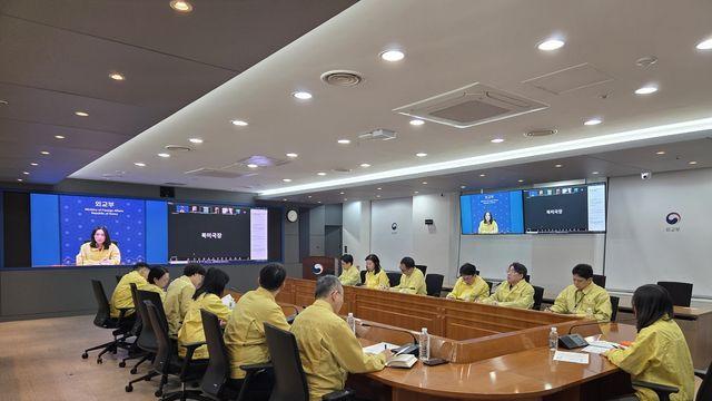 [美 베네수 공격] 외교부, 한국인 안전대책 점검…상황 악화 가능성 대비