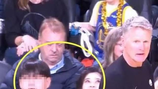 이부진, 서울대 합격한 장남과 NBA 코트사이드 관람 포착...