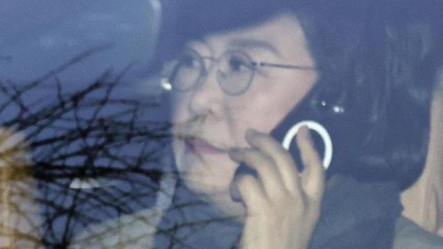 '갑질 논란' 이혜훈, 이번엔 댓글 작업·삭발 강요·상호 감시 의혹 등으로 고발당해