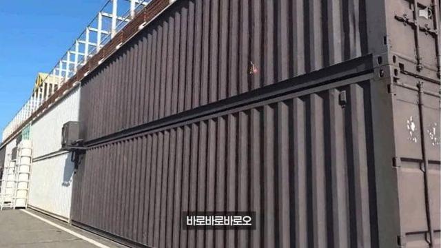 찢어먹어야 제맛.영역전개. 드럼통 빵이 유명한 브런치 카페 ㅋㅋㅋㅋ