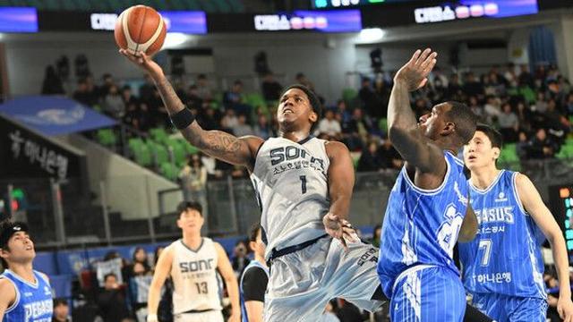 프로농구 소노, 77-67 승리…한국가스공사전 '5연승'