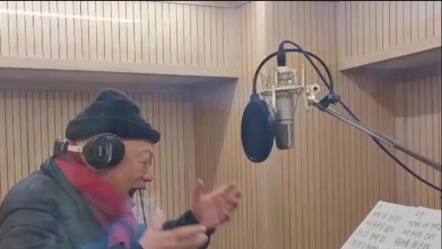 ‘정치 손절’ 김흥국, 가수로 복귀…신곡 ‘인생은 돌아서도 간다’ 발표