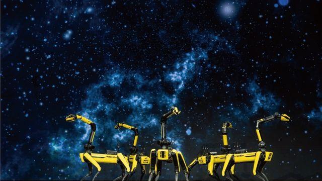 춤추는 로봇 개, 손 흔드는 휴머노이드···상상을 현실로 만든 현대차그룹