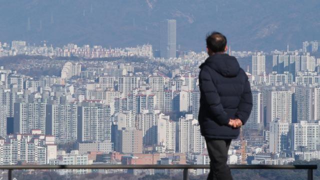서울 외곽에서도 신고가...중저가·소형 아파트 4년 전 고점 회복