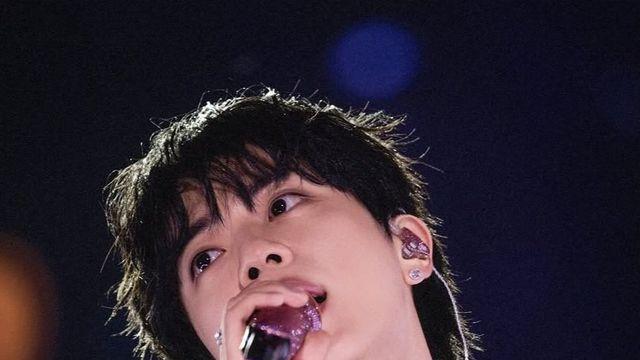 방탄소년단 진, 집에서도 콘서트 매진됐다