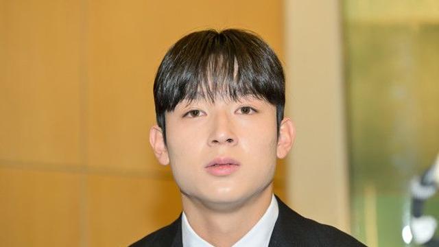 “램파드 감독님께 계획 들었다” 양민혁, ‘리그 1위’ 주전 등극 가능? 경쟁자는 ‘3+1명’