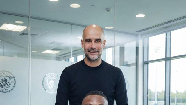 맨유-토트넘 거절한 특급 ST, 이적 코앞! HERE WE GO “맨시티와 협의 완료, 메디컬 진행 중”