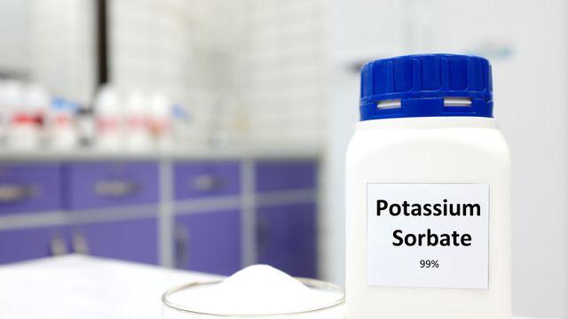 음료ㆍ통조림에 든 식품보존제, 암 위험 높인다