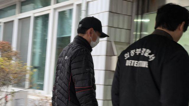 잠자던 태국인 아내에 끓는 물 부은 40대 남편 구속기소