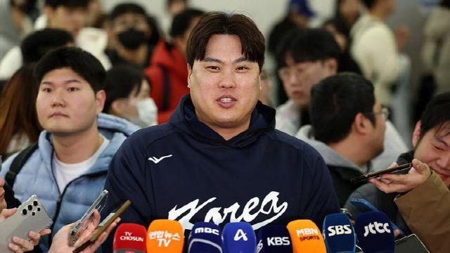 '16년 만의 귀환' 류현진, 다시 짊어진 태극마크 무게...