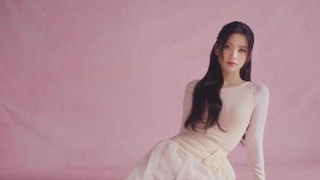 '더 딴따라' 이송현, 데뷔 본격화…나비의 날갯짓 닮은 춤선