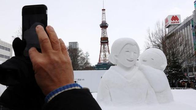 학생들이 만든 눈 조각으로 시작됐는데… 세계 3대 겨울 축제로 거듭난 일본 ‘이것’