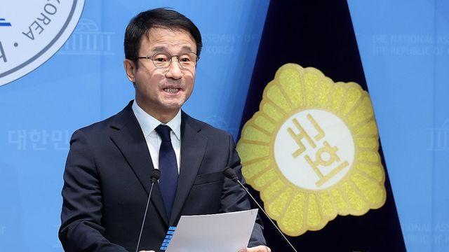 與 새 원내사령탑 한병도…靑정무라인 거친 '소통형 정치인'