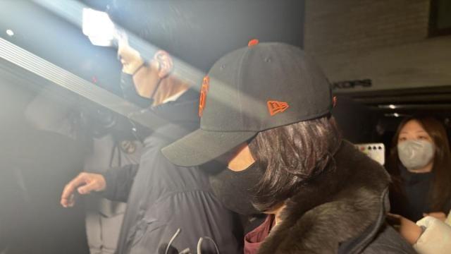 김경, 3시간 반 조사 후 귀가…재소환 방침