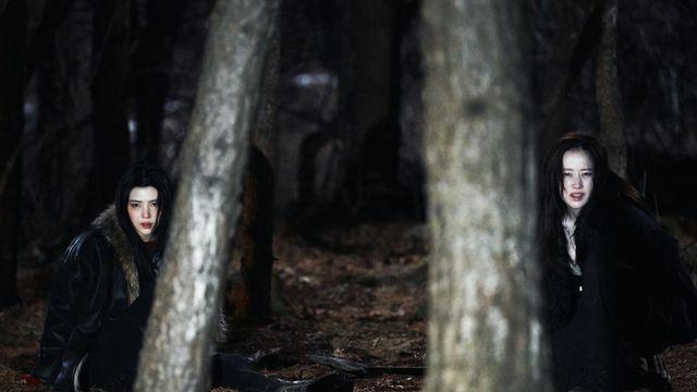 ‘프로젝트 Y’, ‘여성 누와르’ 탈을 쓴 구태의연한 불행 포르노[리뷰]