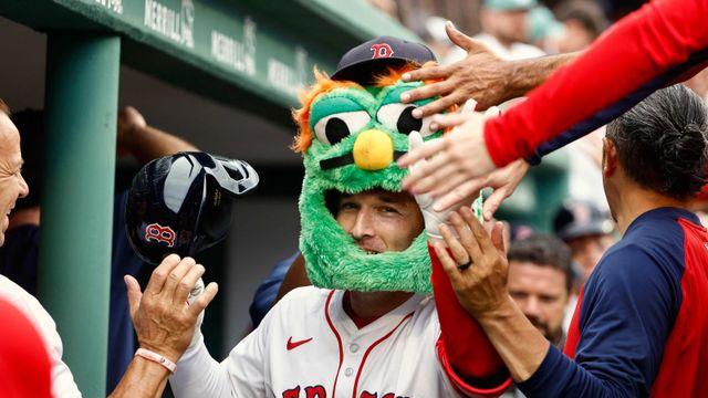 카브레라 영입한 컵스, 2255억에 브레그먼까지 품었다…트레이드 거부권까지 포함