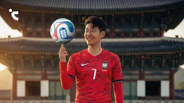 '손흥민 고추장 축구' 폭발!…2026 홍명보호 홈 유니폼, 정말 빨갛다→'핫한' 글로벌 레드 확실시+호랑이도 담겼다