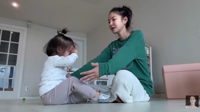 '이상해 며느리' 김윤지, 18개월 딸의 '샤넬 투정'에 한숨…