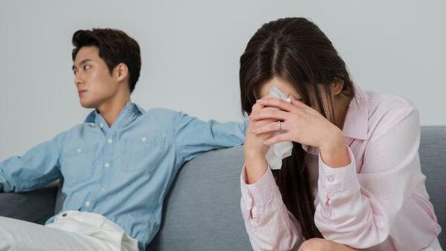 ‘무장경찰’이라더니…7년 만에 밝혀진 남편 정체에 충격