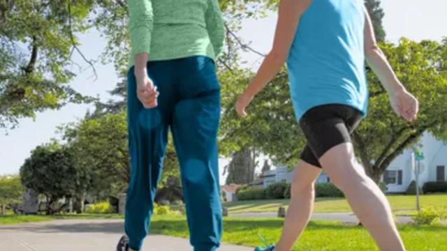 '식후 10분의 마법' 방귀 산책, 혈당 조절부터 장 건강까지 챙기는 비결