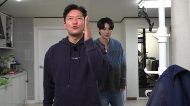 김대호, 30대 싱글남 자취방에 찐공감 “이건 내 집이야” (홈즈)